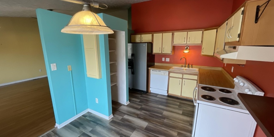 3832 W Woodmere Court, Bloomington, Indiana 47403,MLS,202447524