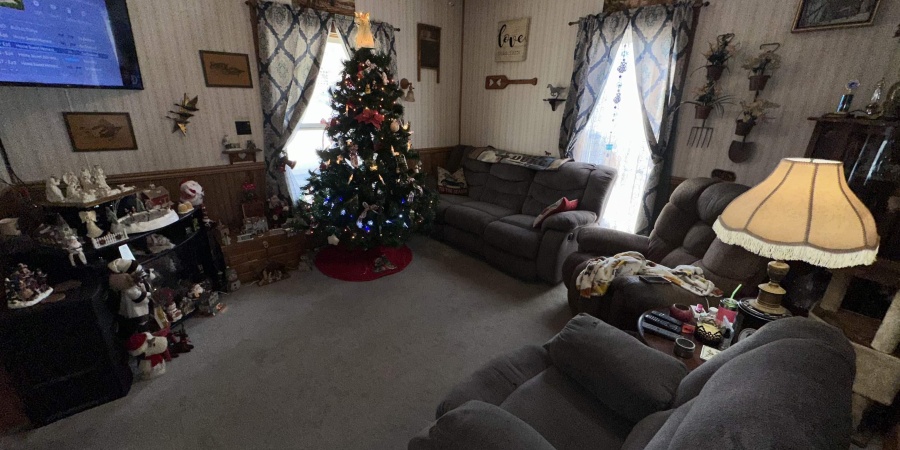 2113 WASHINGTON AVE, Bedford, Indiana 47421,MLS,202447740