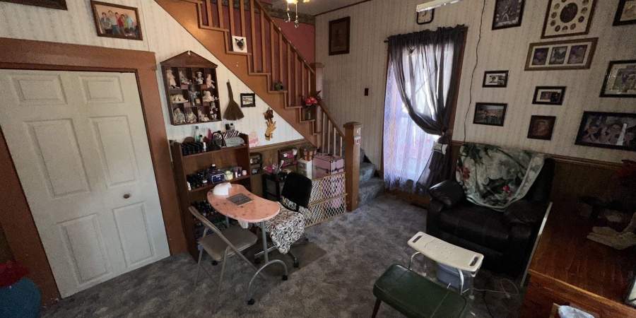 2113 WASHINGTON AVE, Bedford, Indiana 47421,MLS,202447740