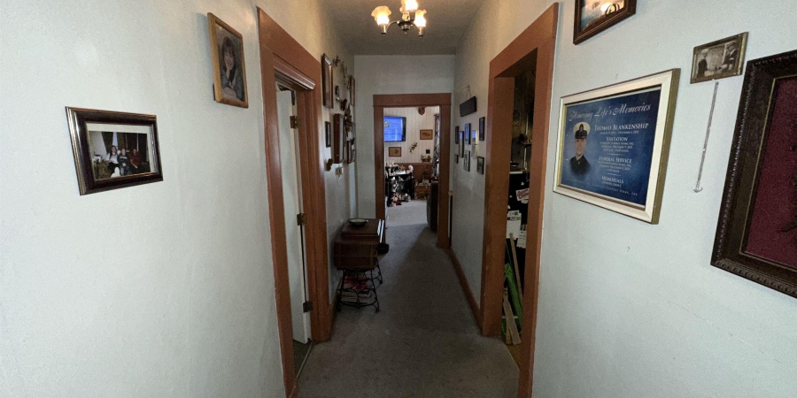2113 WASHINGTON AVE, Bedford, Indiana 47421,MLS,202447740