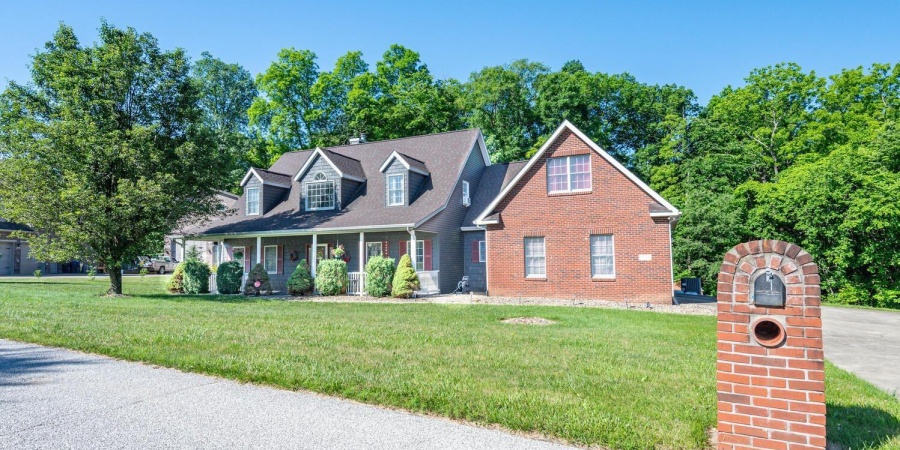 2599 E Clarkway Drive, Bloomington, Indiana 47401,MLS,202500310