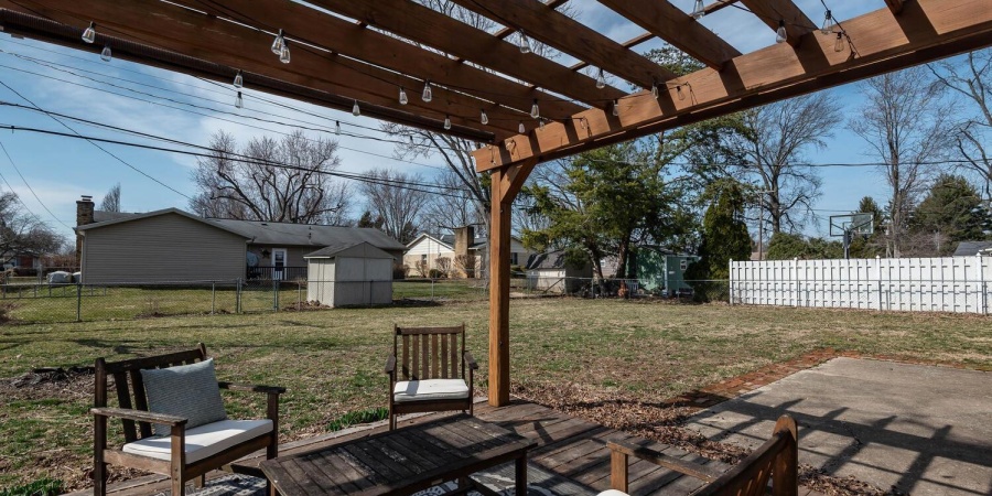 846 S Western Drive, Bloomington, Indiana 47403-1877,MLS,202502557