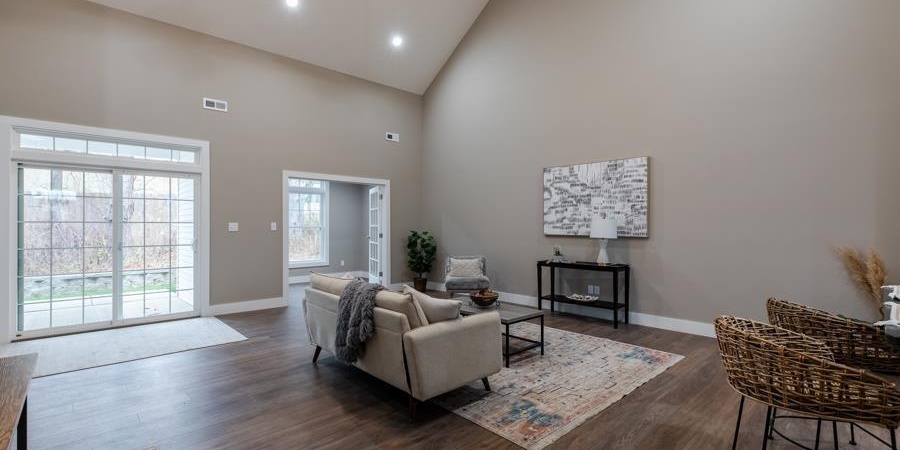 4216 S Red Pine Drive, Bloomington, Indiana 47401,MLS,202502624