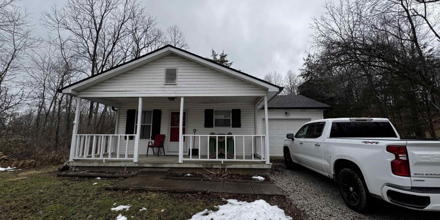 614 Jefferson Valley, Coatesville, Indiana 46121,MLS,202504194