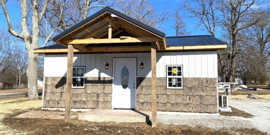 624 S Levy Street, Jasonville, Indiana 47438,MLS,202505044