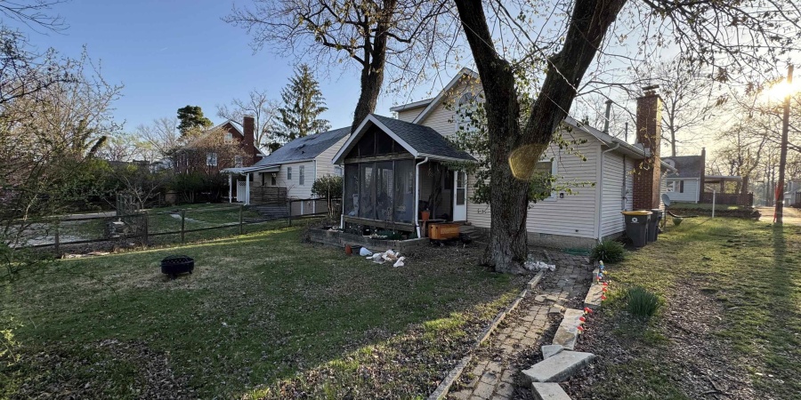 520 S Eagleson Avenue, Bloomington, Indiana 47401,MLS,202505182