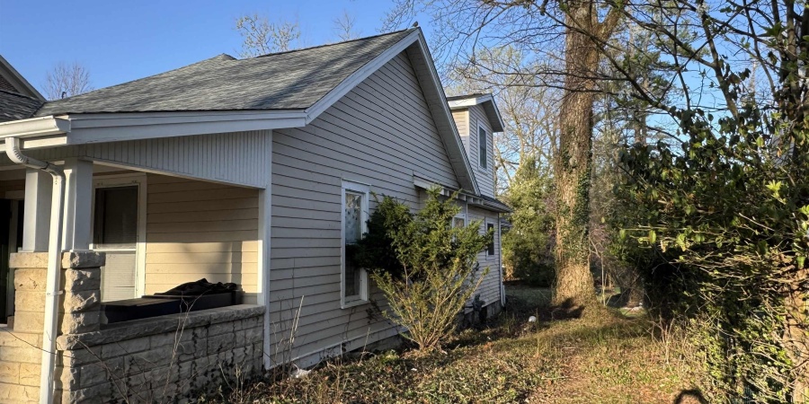 520 S Eagleson Avenue, Bloomington, Indiana 47401,MLS,202505182