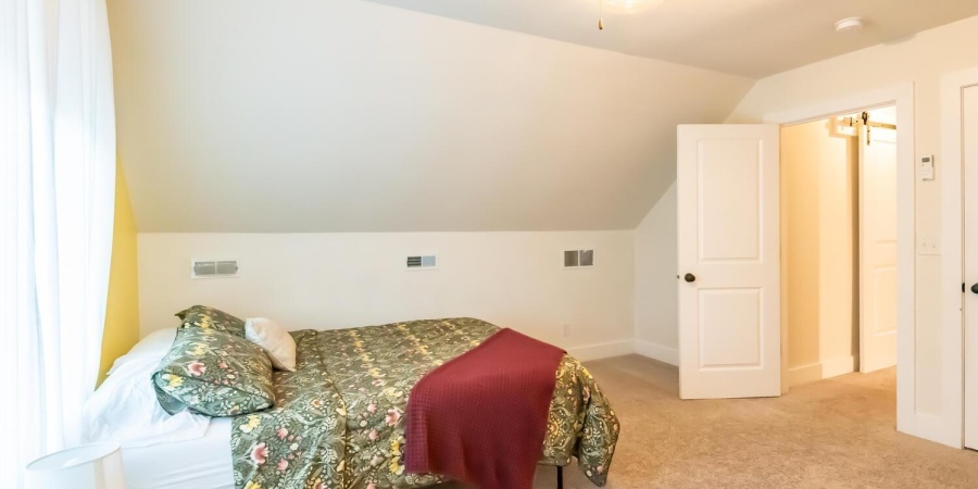 1993 E Dutcherman Drive, Bloomington, Indiana 47401,MLS,202505739