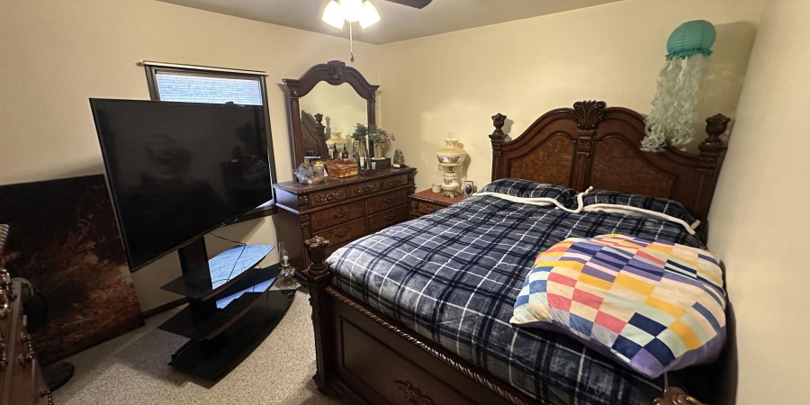 251 White Lane, Bedford, Indiana 47421,MLS,202506030