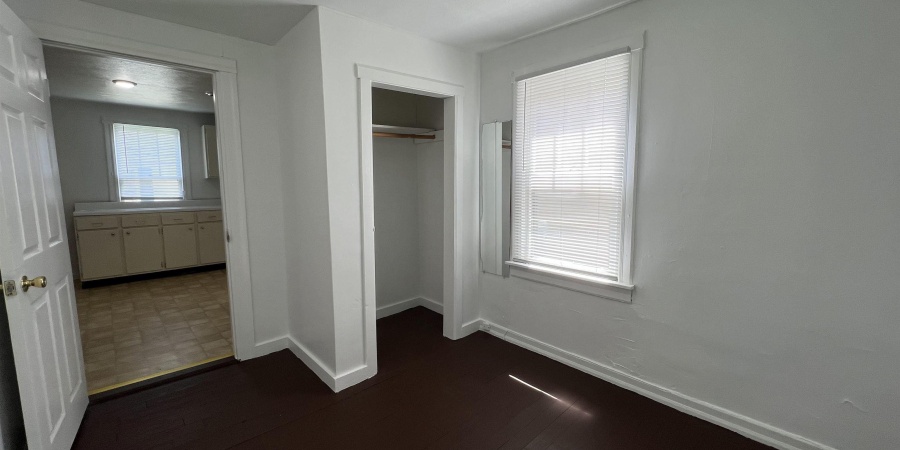 2210 E 7th Street, Bloomington, Indiana 47408,MLS,202506099
