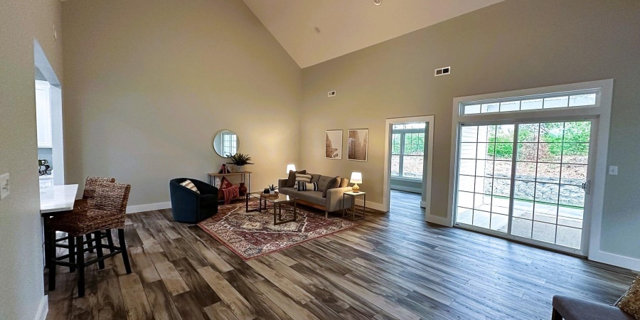 4248 S Red Pine Drive, Bloomington, Indiana 47401,MLS,202506121
