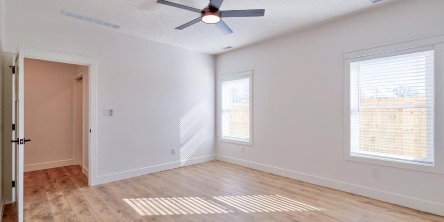 2112 Aruba Drive, Bedford, Indiana 47421,MLS,202506353