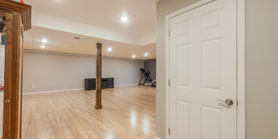 8870 S Morning Glory Court, Bloomington, Indiana 47401,MLS,202506408