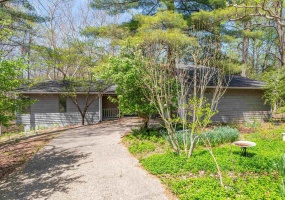 2898 S Sare Road, Bloomington, Indiana 47401,MLS,202507280