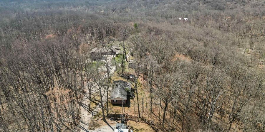 4132 Freeman Ridge, Nashville, Indiana 47448,MLS,202510137