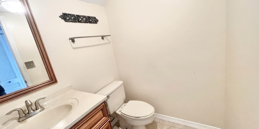 3840 S Laurel Court, Bloomington, Indiana 47401,MLS,202510175