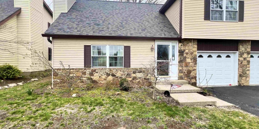 3840 S Laurel Court, Bloomington, Indiana 47401,MLS,202510175