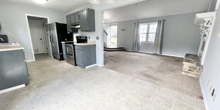 3840 S Laurel Court, Bloomington, Indiana 47401,MLS,202510175