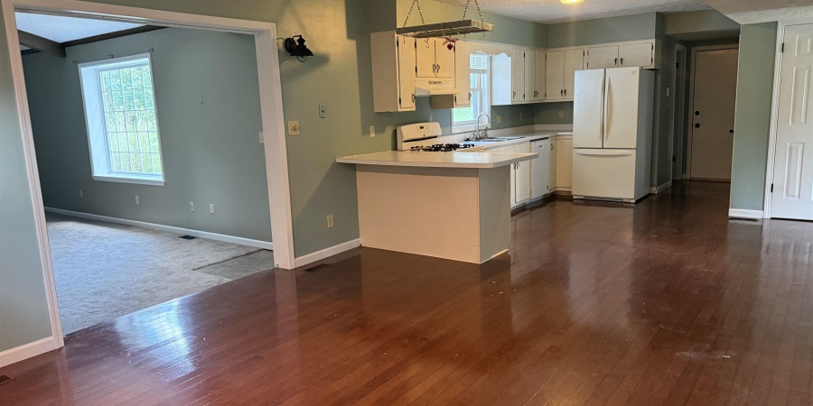 4317 E Wembley Court, Bloomington, Indiana 47408,MLS,202510820