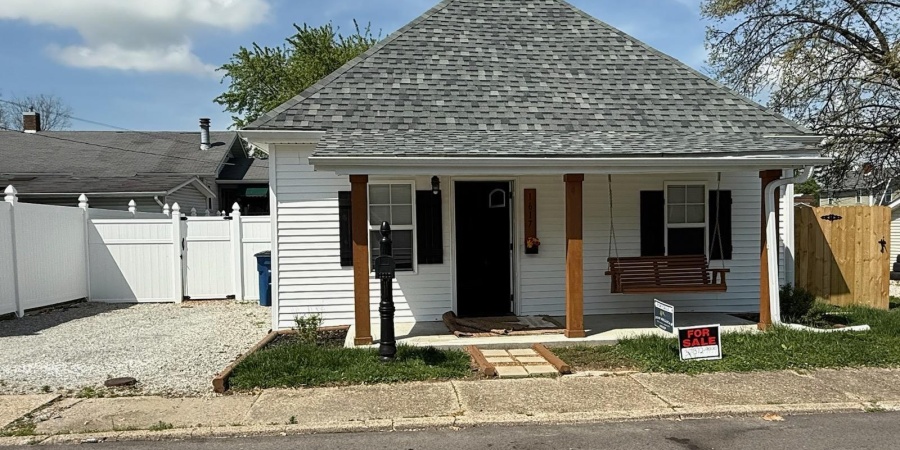 1617 6th Street, Bedford, Indiana 47421,MLS,202512474