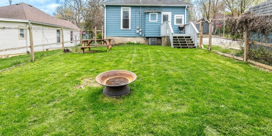 830 W 4th Street, Bloomington, Indiana 47404,MLS,202513423