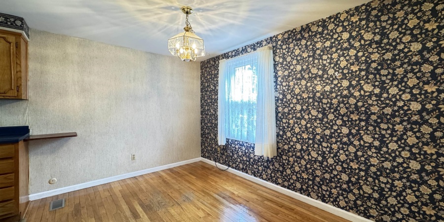 142 N Park Ridge Road, Bloomington, Indiana 47408,MLS,202513687