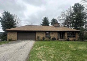 4822 E Ridgewood Drive, Bloomington, Indiana 47401-9209,MLS,202513844