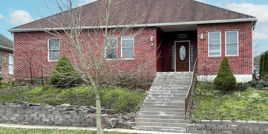 3891 E Regents Circle, Bloomington, Indiana 47401,MLS,202513982