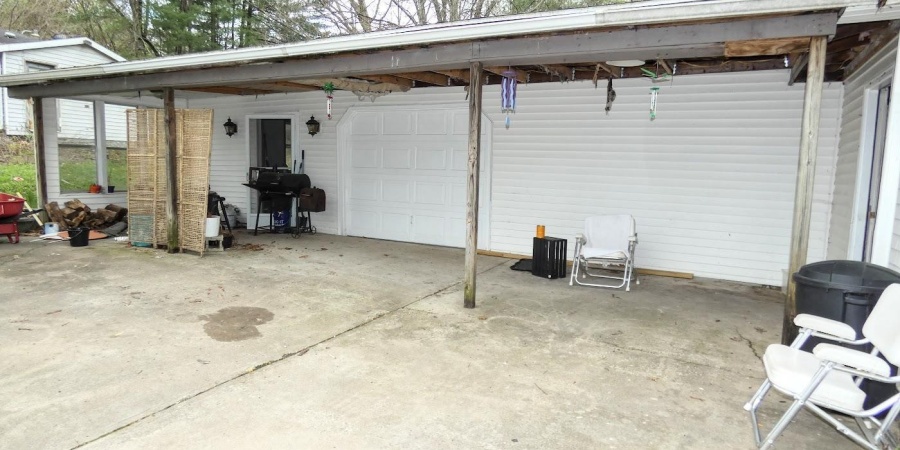 2097 Tripleton Pike, Bedford, Indiana 47421,MLS,202513970
