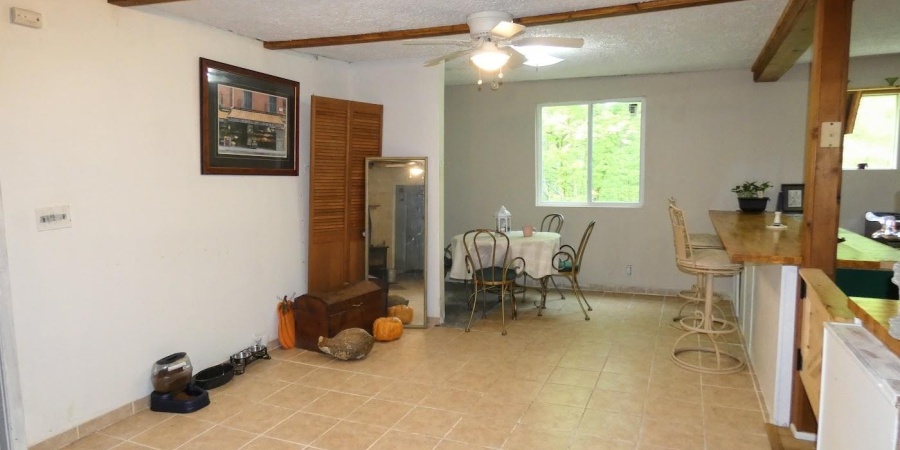 2097 Tripleton Pike, Bedford, Indiana 47421,MLS,202513970