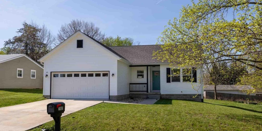 3807 W Garden Lane, Bloomington, Indiana 47403,MLS,202514311