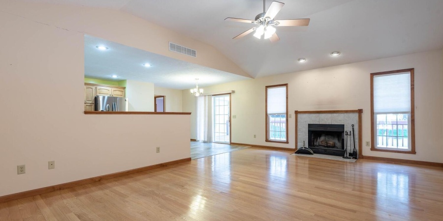 4121 N Rosewood Drive, Bloomington, Indiana 47404-1854,MLS,202514356