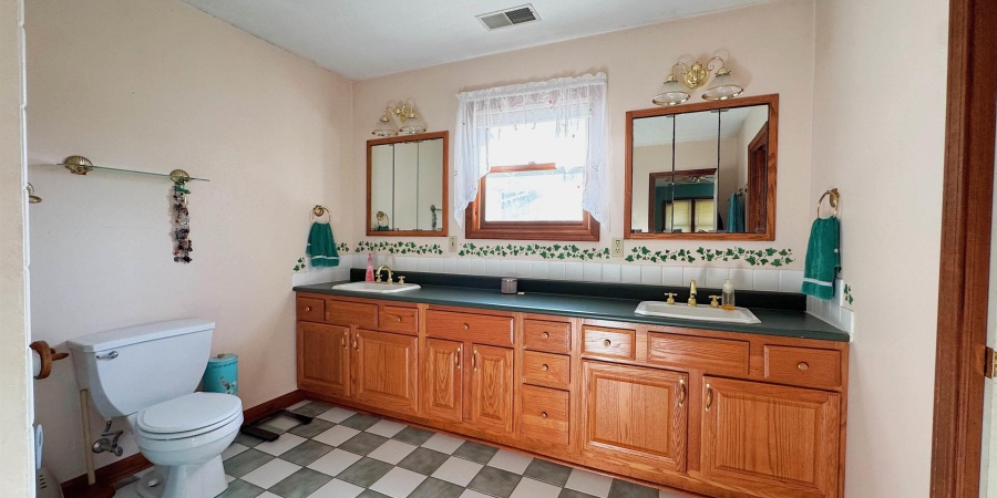 966 Peerless Road, Bedford, Indiana 47421,MLS,202514994