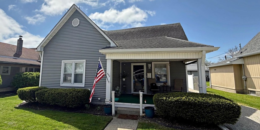 579 E St NE, Linton, Indiana 47441,MLS,202515207