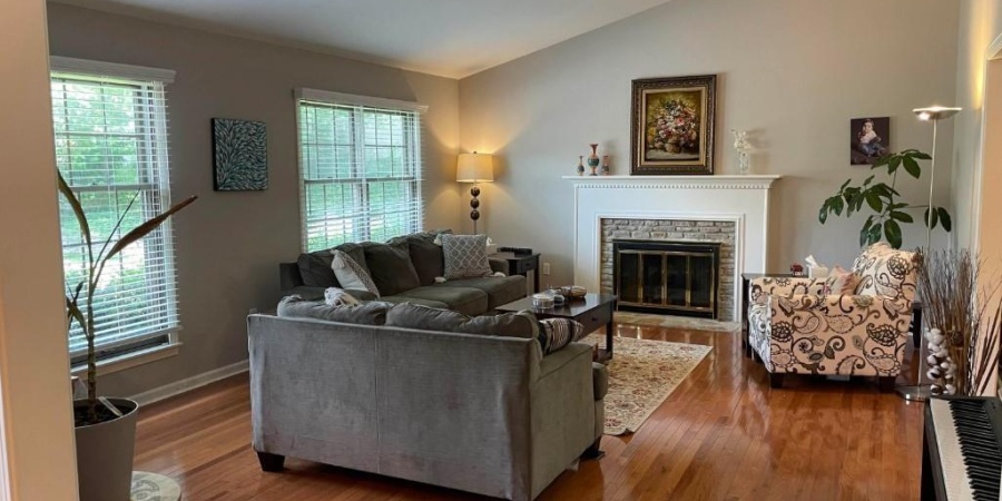 2202 E Cape Cod Drive, Bloomington, Indiana 47401,MLS,202515286