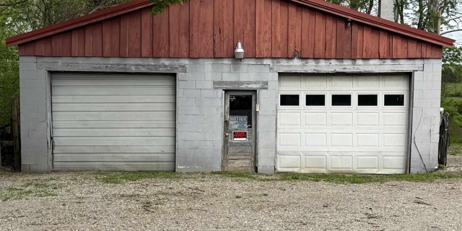 8563 S OLD ST RD 37, Bloomington, Indiana 47403,MLS,202515280