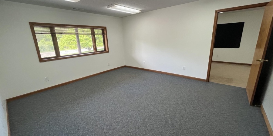 2460 N Curry Pike, Bloomington, Indiana 47404,MLS,202515426