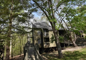 9428 S Lake Ridge Drive, Bloomington, Indiana 47401,MLS,202515350