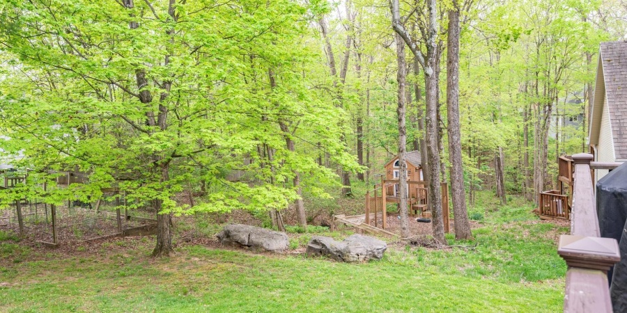 2208 E Autumn Drive, Bloomington, Indiana 47401,MLS,202515462