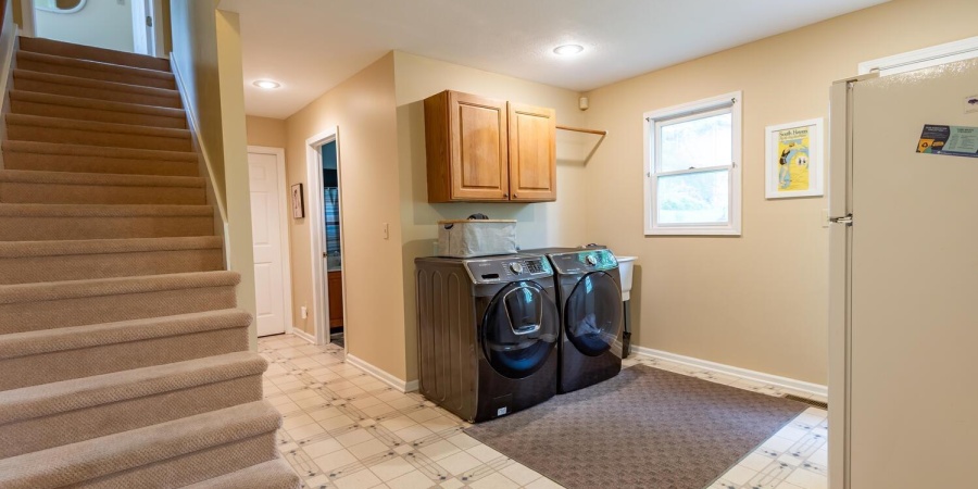 2208 E Autumn Drive, Bloomington, Indiana 47401,MLS,202515462