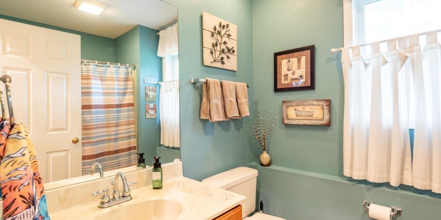 2208 E Autumn Drive, Bloomington, Indiana 47401,MLS,202515462