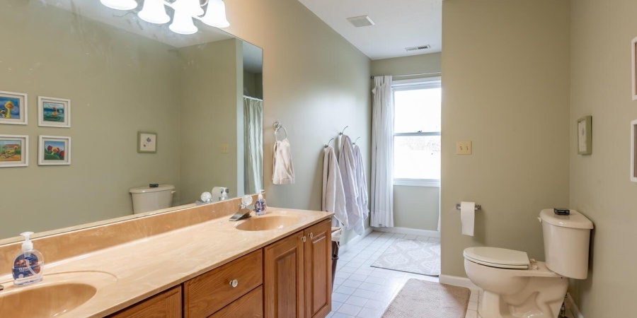 2208 E Autumn Drive, Bloomington, Indiana 47401,MLS,202515462