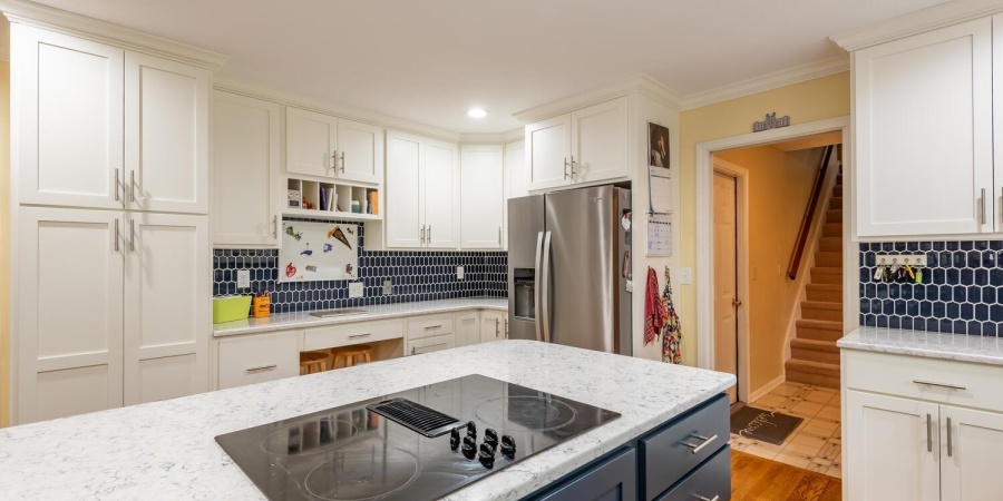 2208 E Autumn Drive, Bloomington, Indiana 47401,MLS,202515462