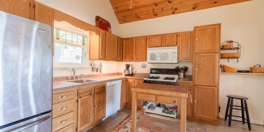 8015 N Lakeview Drive, Unionville, Indiana 47468,MLS,202515528