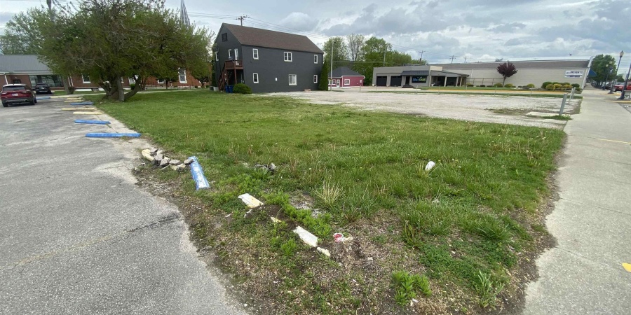 809 Main Street, Mitchell, Indiana 47446,MLS,202515622