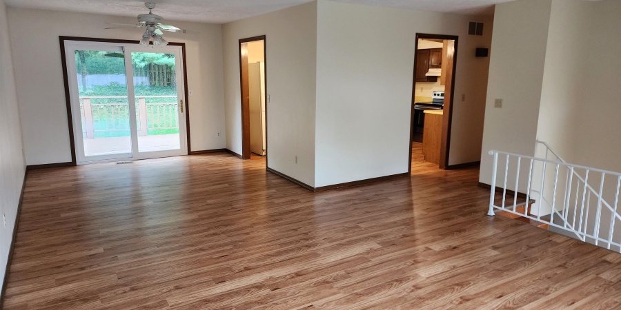 708 E Eddington Court, Bloomington, Indiana 47401-8739,MLS,202515709