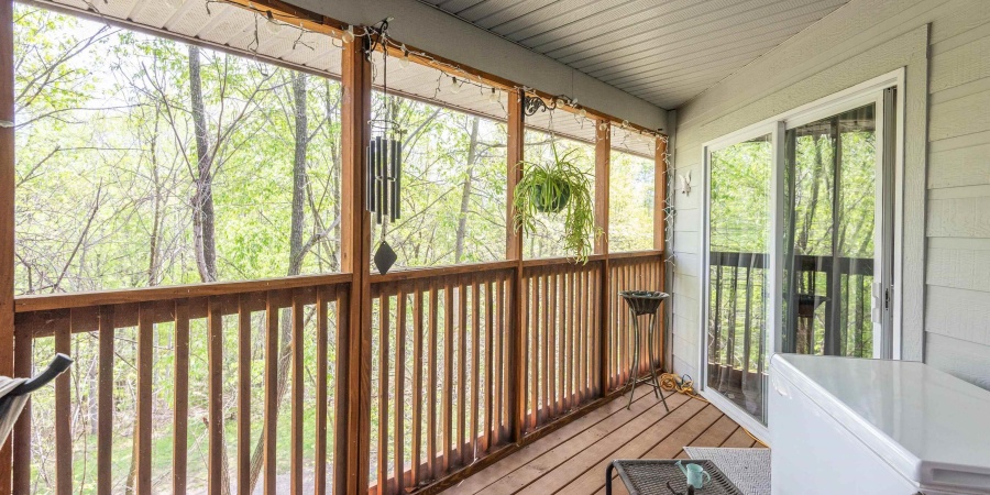 9636 S Bay Pointe Court, Bloomington, Indiana 47401-8113,MLS,202516060