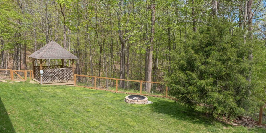 6705 S Shields Ridge Road, Bloomington, Indiana 47401,MLS,202516115