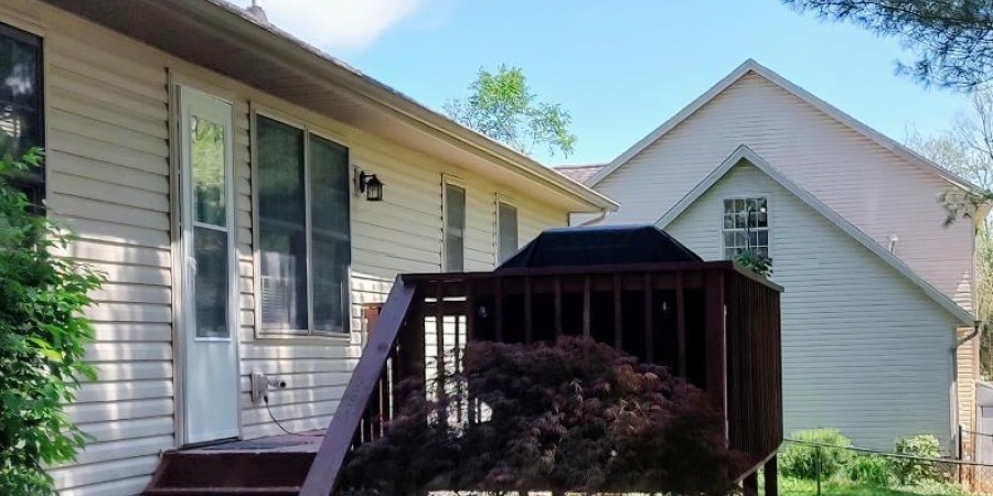 337 W White Pine Court, Bloomington, Indiana 47403-4653,MLS,202516263