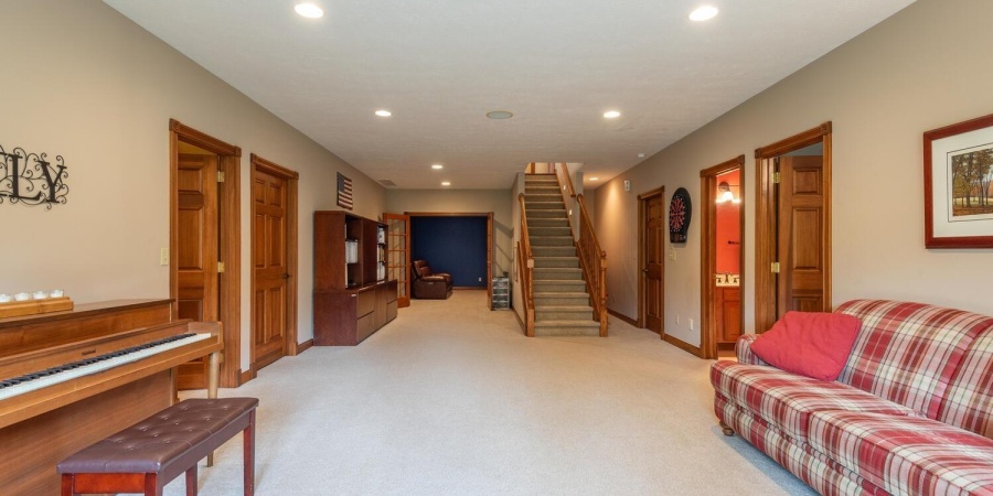 4650 S Amber Drive, Bloomington, Indiana 47401,MLS,202516498
